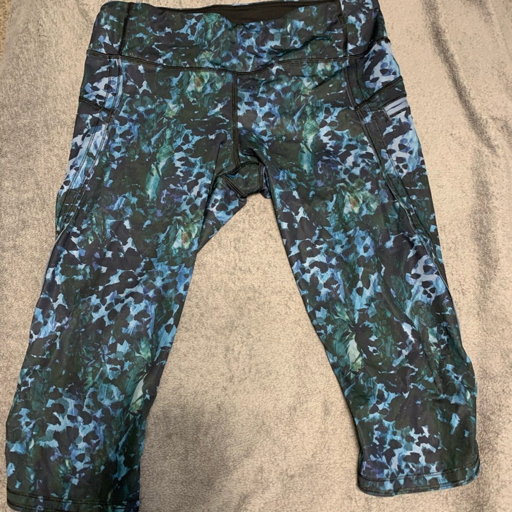 Lululemon cropped leggings excellent condition